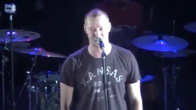 Бумбокс "Тримай" Андрей зажигает по полной смотреть онлайн