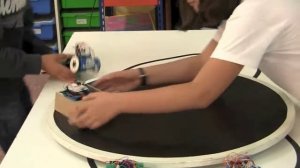 Jugando al Mini-Sumo con los robots Imprimibles CB-2