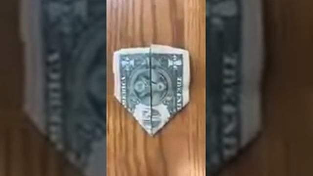 Кому верить? Как всегда остаётся вопросом... смотреть онлайн