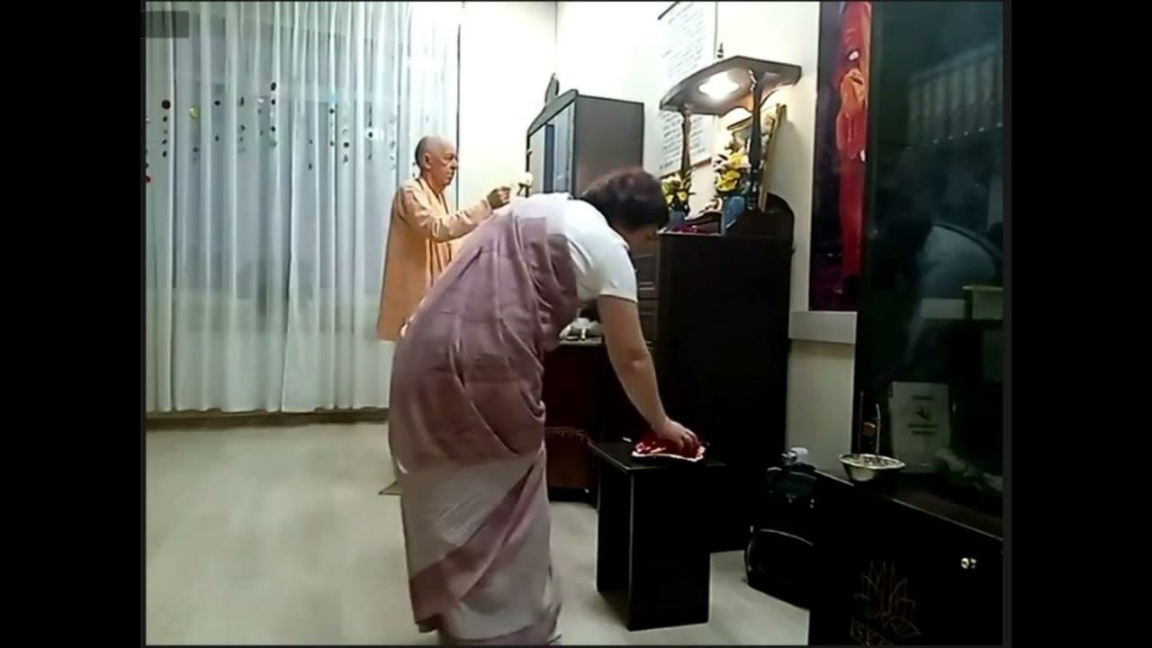 14.10.2023 - Даршан-арати и Гуру-пуджа с ЕС БВВ Нрисимхой Махараджем - Петропавловск-Камчатский