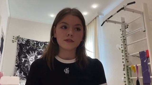 Визитка Динары Яушевой