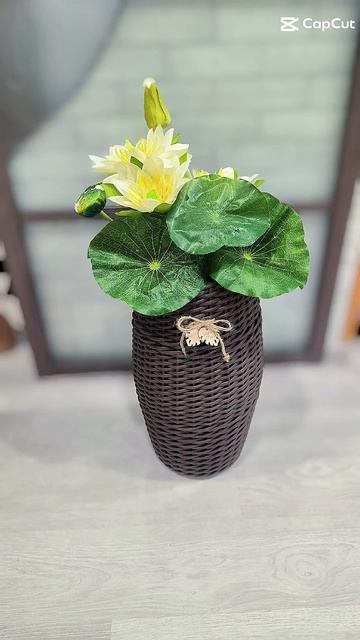 вазоны из ротанга  55 см.