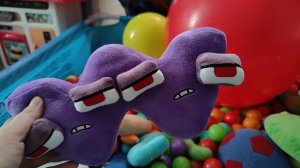 играем в букву W алфавит лор для детей, мягкие игрушки буквы лора, alphabet lore мягкие игрушки