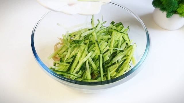 Вкуснющий Быстрый Салат "СТРОЙНЯШКА"/ Всего ТРИ ингредиента ! смотреть онлайн