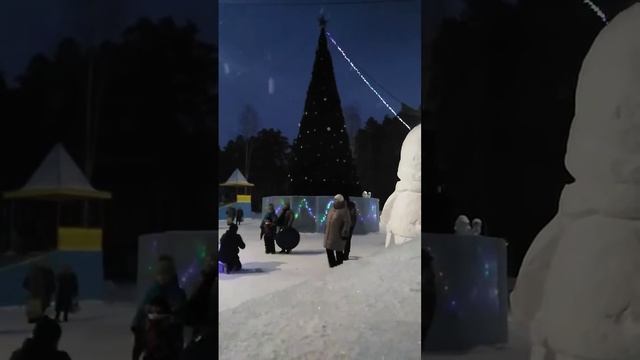 снежный городок в полевском 2022