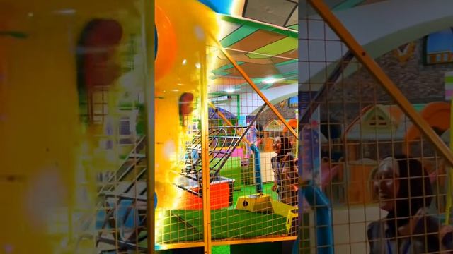 Асман Парк ждёт всех каждый день с 10:00 до 23:30 ( ТЦ «Москва» ) #ош #кашкаркыштак #тцмосква смотреть онлайн