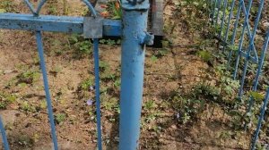 26.04.2025.С.Успенское.ГО Домодедово. Мародеры на погосте срезали калитки, пролёты на могилах.Обращ