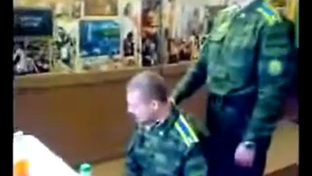 Как защитить девушку в ресторане от кавказцев