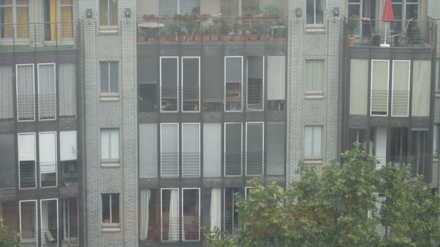 Берлин. Вид из окна ресторана смотреть онлайн