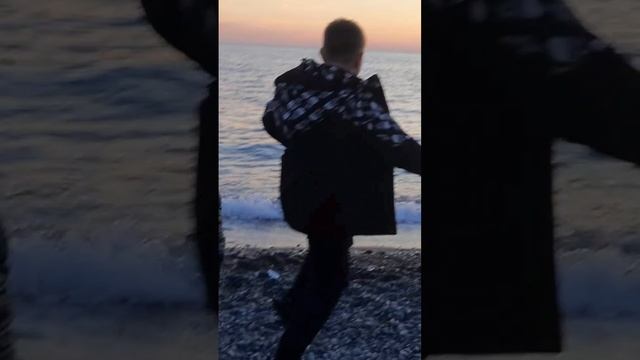 Адлер.Море.Закат.07.04.2024 смотреть онлайн