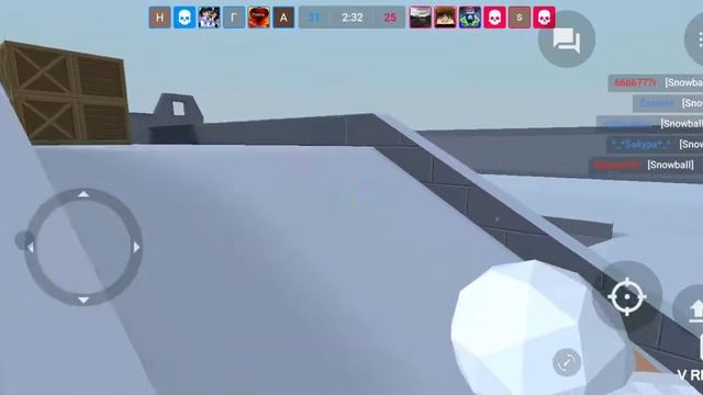 Играю в режим Битва снежками в Block Strike.