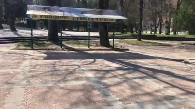 Бювет мінеральних вод. Трускавець на середину квітня 2020, карантин. Весна у Трускавці. смотреть онлайн