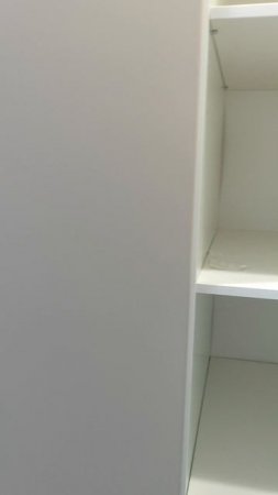 Вместительный шкаф и комод