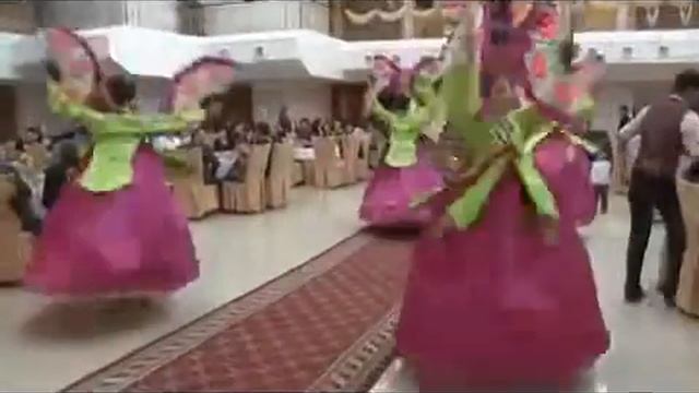 Семейде той осылай өтеді! Асаба Ержан Жұмабек (Тамада Ержан Жумабек) смотреть онлайн