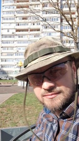 Это я. 11 микрорайон. Зеленоград.