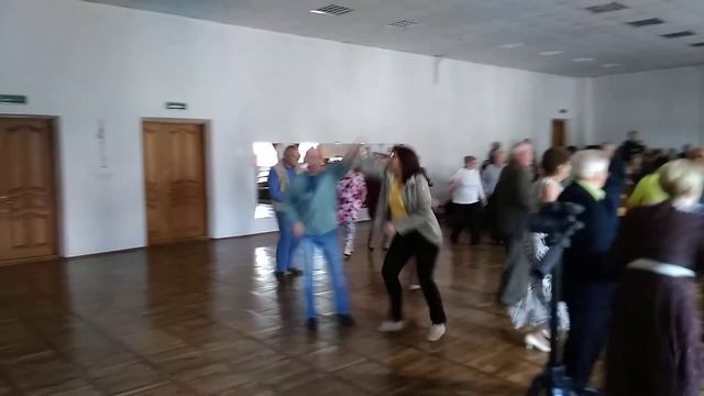 Дискотека від Бебешка (танці) смотреть онлайн