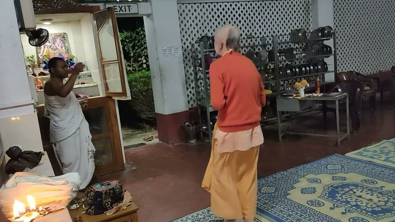 04.03.2024 - Мангала-арати с С БВВ Нарасимхой Махараджем - Маяпурский институт - Шри Маяпур Дхам