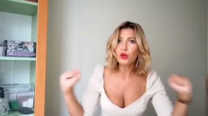 Шальная Визитка. Алла Лавлинская