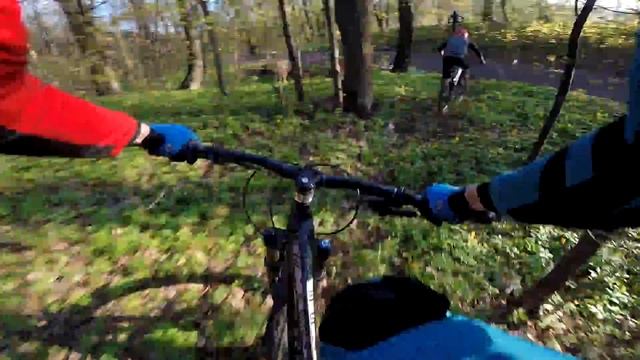 Окский Байк-парк. Цепляем деревья. смотреть онлайн
