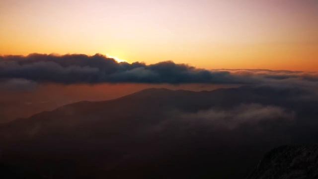 Изгрев над връх Вихрен 27.08.2019 Sunrise above Vihren peak Pirin 27.08.2019