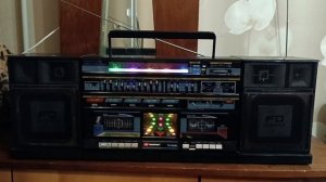 музыкальный центр магнитофон,радиоприемник кассетная дека магнитола THOMPSONIC