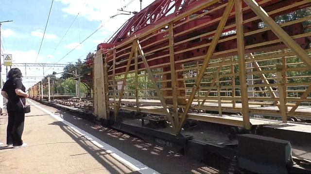 Тепловоз 2М62-0730 (ТЧЭ-23) с хозяйственным поездом. смотреть онлайн