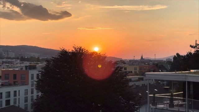 Праздники и семейные приключения в Швейцарии, июль 2024: дни дождения, детские лагеря,разное весель смотреть онлайн