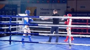 26.04.25 Киров Тайский бокс Доминик синий угол 1/2 финала