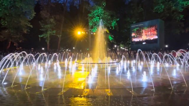Торжественное открытие фонтана в обновленном Блонье в Смоленске
