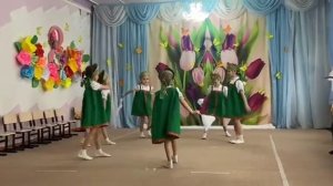 Танец "Русская сторонка"- "Слет Василис"подготовительная группа "Звоночки" МБДОУ  №8 "Колокольчик"