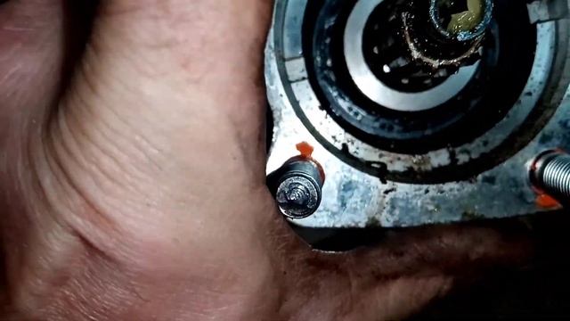 Yamaha Drag Star 400, 650, 1100 замена пыльника кардана.. смотреть онлайн