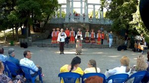Работа в День России в городском саду г. Краснодара 14.06.2018