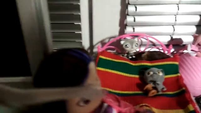 9 серия. 1 сезон. Часть 2 Варя и Снежка присматривают за малышкой Эльзы ❗ смотреть онлайн