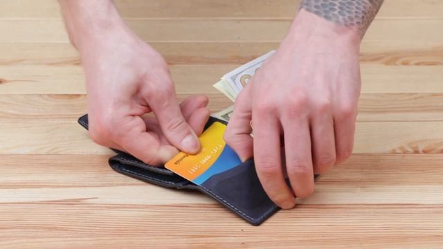 Обзор кожаной визитницы GRANDE PELLE 11409 смотреть онлайн