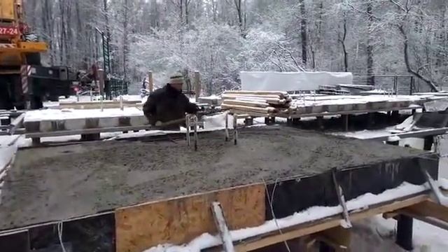 Заливка ростверка (часть 2) - турбаза "Елки" смотреть онлайн