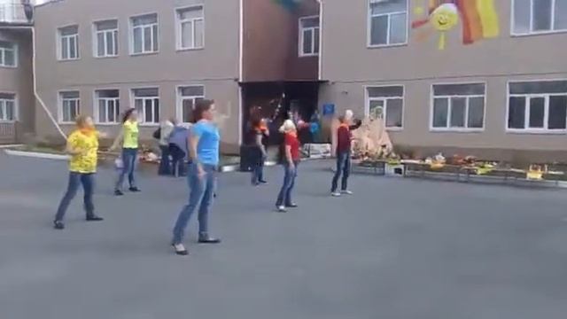 Праздник осени смотреть онлайн