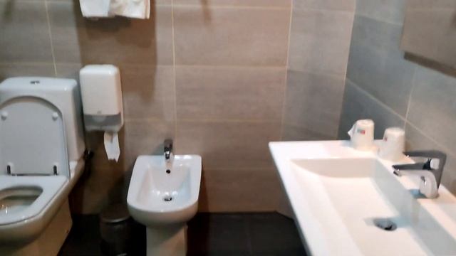 Porto Domus Hotel     Rua Firmeza, 19, Бонфим, 4000-227 Порту, Португалия смотреть онлайн