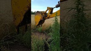 Работа Т-25 ВТЗ с экскаватором(пробный)