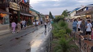 Сочи. Адлер. Курортный городок. Отдых. Пляж. Закат. 3 июля 2024 г.