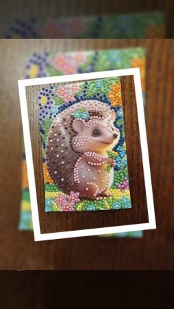 Подарочек младшей сестрёнке. 🦔

#Алмазнаямозаика #Перваяработа #Спасибомаме