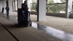 Nilfisk BR 855  поломоечная машина для уборки средних площадей и сложных загрязнений.