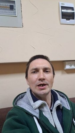 Познакомила сына с дочерью знакомой, но проговорила с ней весь вечер, сыну не дала сказать ни слова