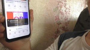 Как можно человека поздравить открыткой в приложении Вацап?