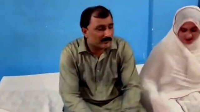 Sitara Yaseen Ka Channel Band Kiun Hua Sitara ko Buri Tara Marne wala kon Nikla VLOG About Sittara