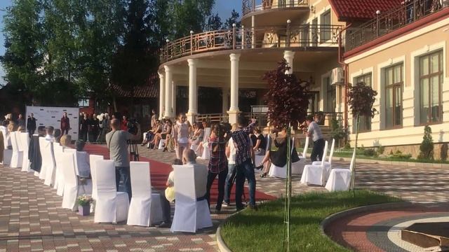 Ресторан Бельведер, показ одягу. смотреть онлайн