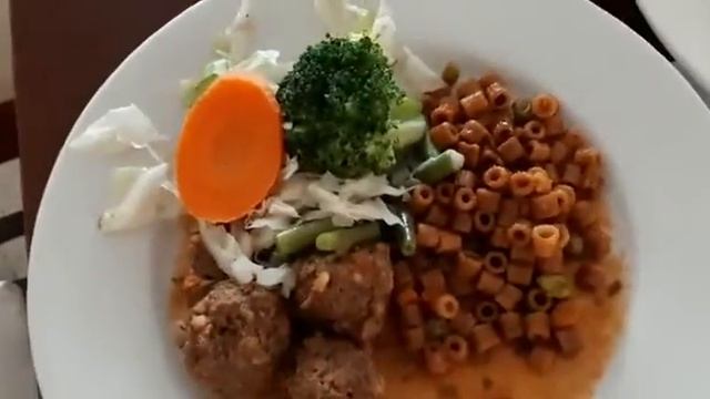 Обед в Хургаде🙀🥗Zahabia hotel🌴Египет 2021#хургада #египет #zahabia #MyMonthOnYouTube. смотреть онлайн