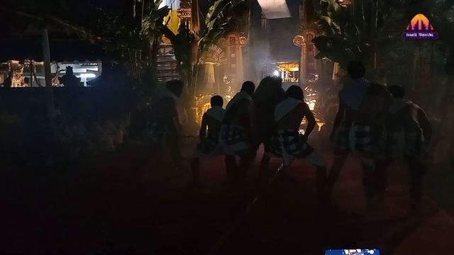 Unying Masal Saat Ratu Ayu Pura Dalem Kawi Mesolah #Kutuh Sayan Ubud смотреть онлайн