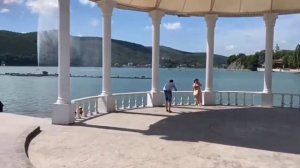 Абрау-Дюрсо: обзор популярного курорта. Abrau-Durso: an overview of a popular resort.