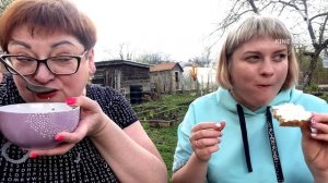 Окрошка,салат но не в хрустальной вазе🙈Зять мне разрешил говорить🤣/Мукбанг на даче