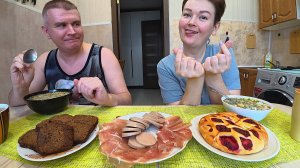 Мукбанг обсудили с Вованом сложившуюся ситуацию! ЖЕСТКИЙ ВЕРДИКТ Вована. Семейный обед в России